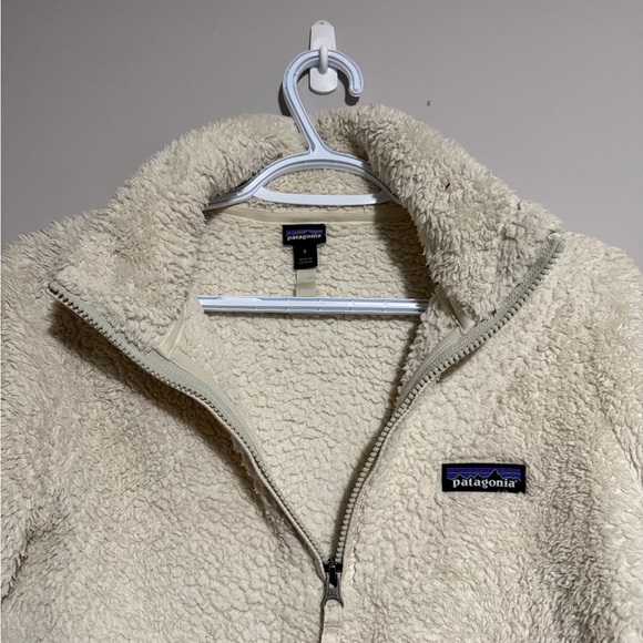 Patagonia Off-White Fleece Cowl Sweater - Picture 4 of 5